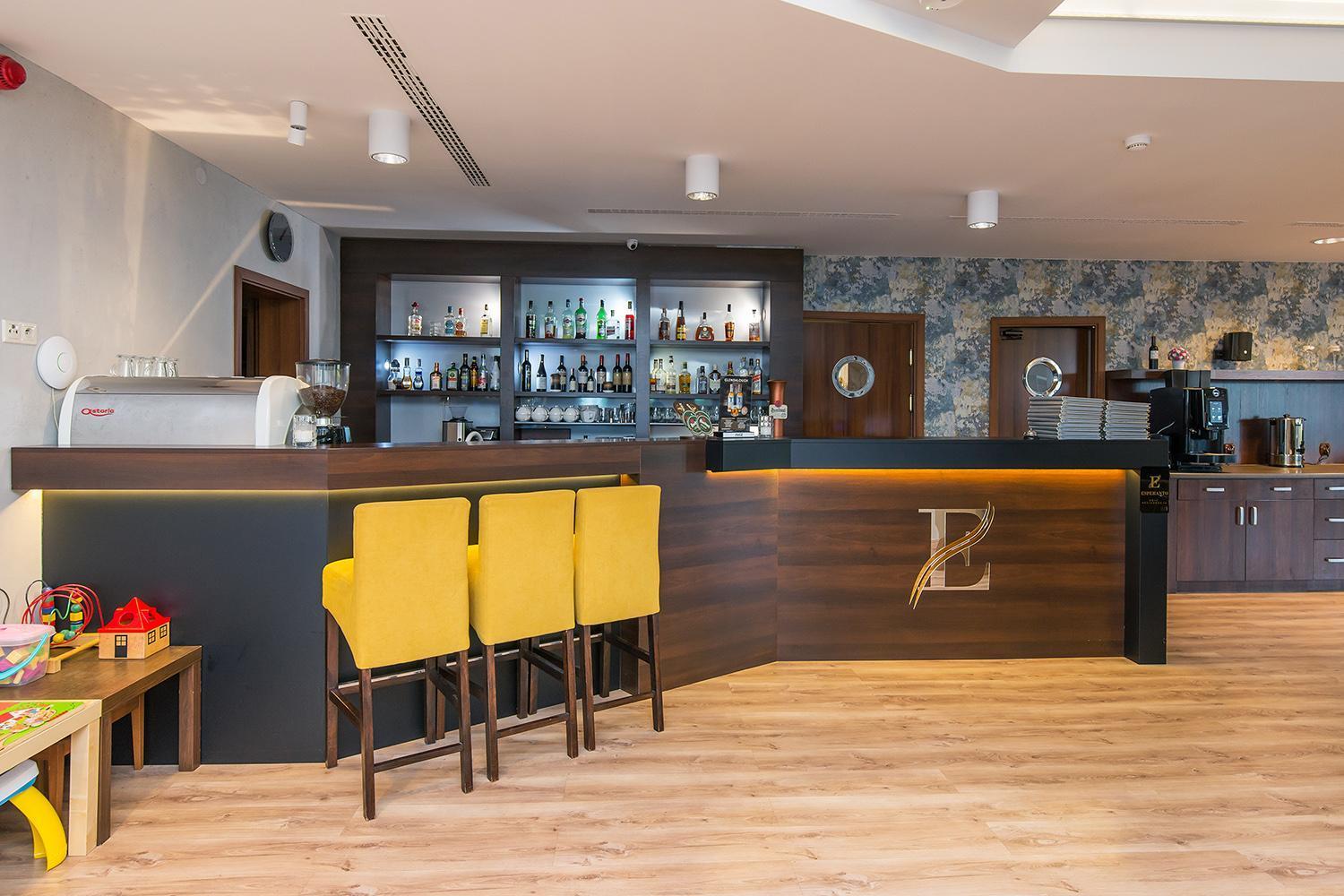 Hotel Esperanto Świdnica Extérieur photo